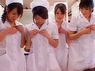 Japanese babe slams her twat with a massive pole